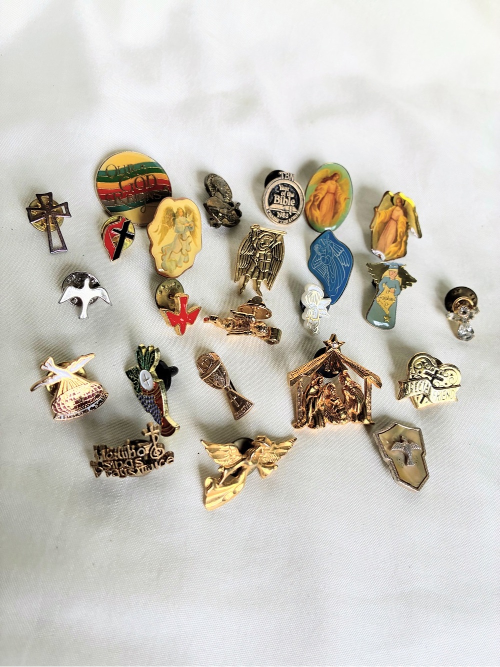 Religious Catholic Christian pins collection 24 pins #religious #catholic